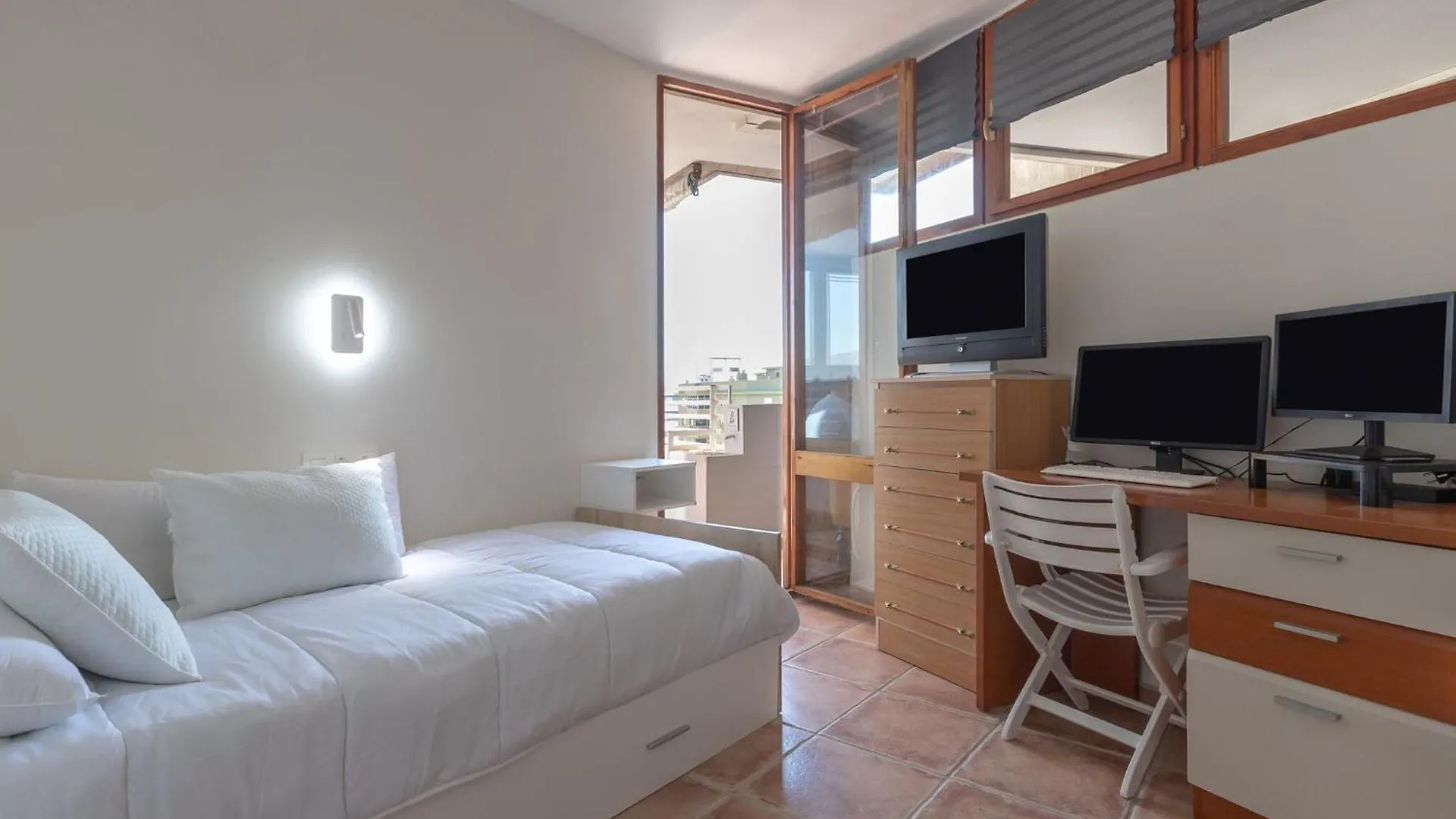 Holiday home La Caracola - Apartment In Torremolinos Free Wifi