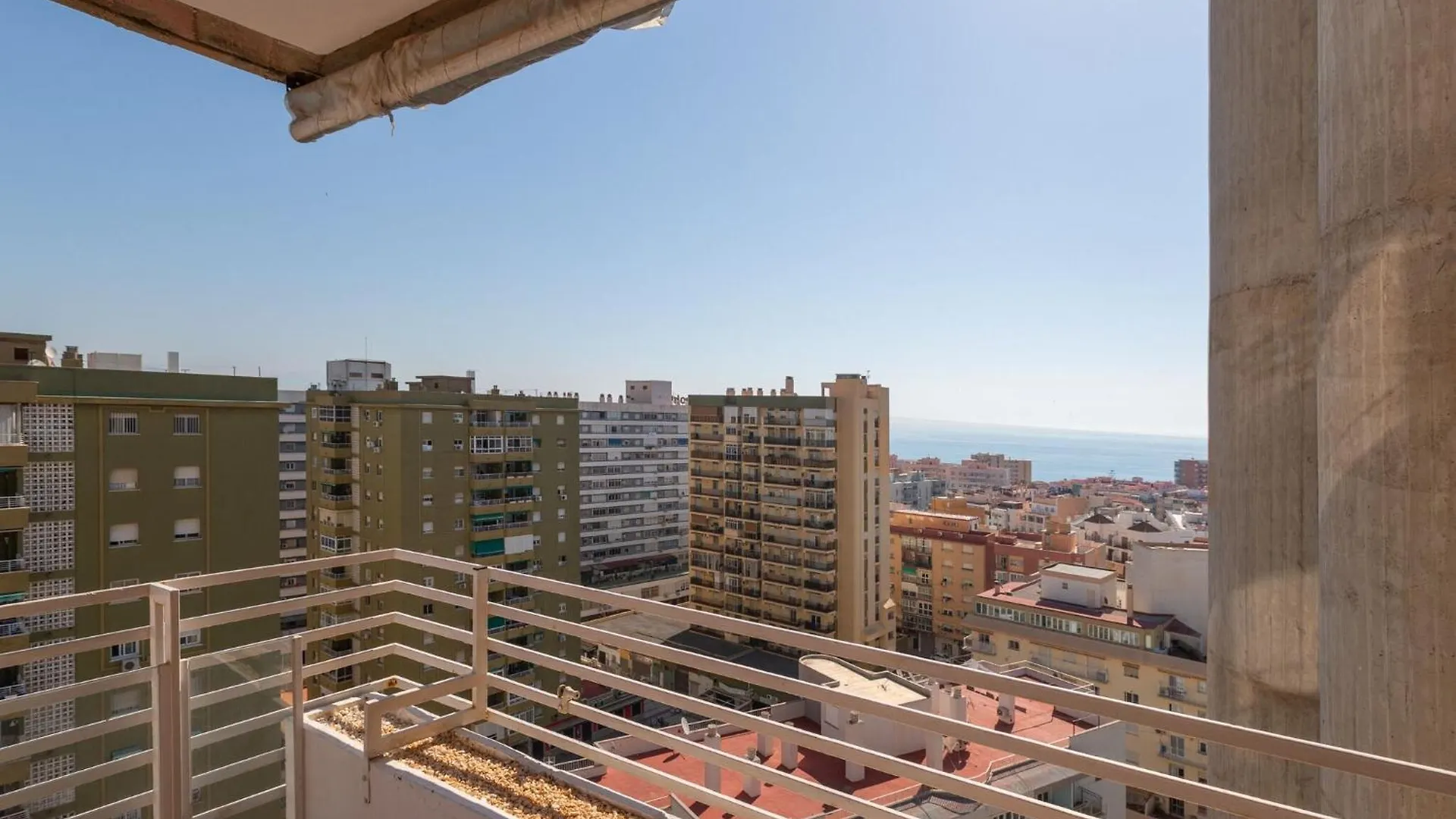 La Caracola - Apartment In Torremolinos Free Wifi 0*,  Spain